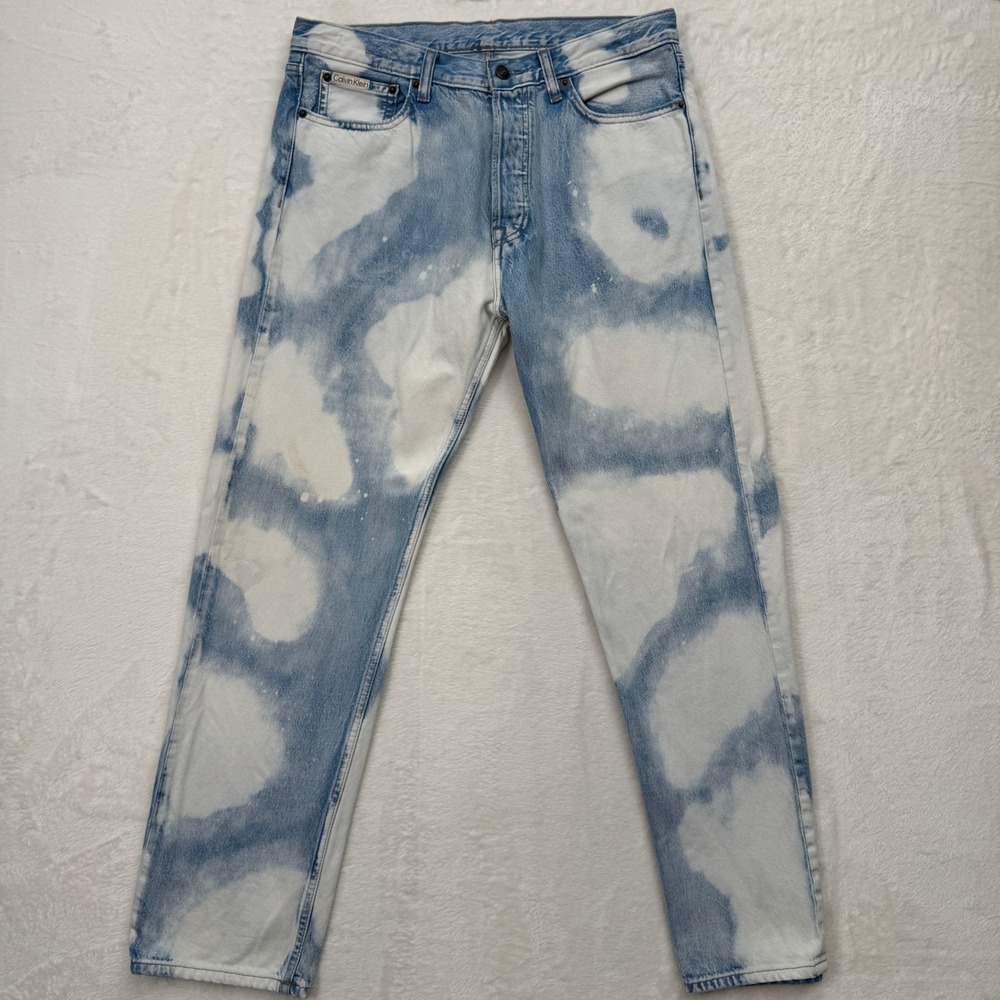 Calvin Klein Jeans Mens 34x29 Blue Standard Straight Bleached Cloud Wash Denim